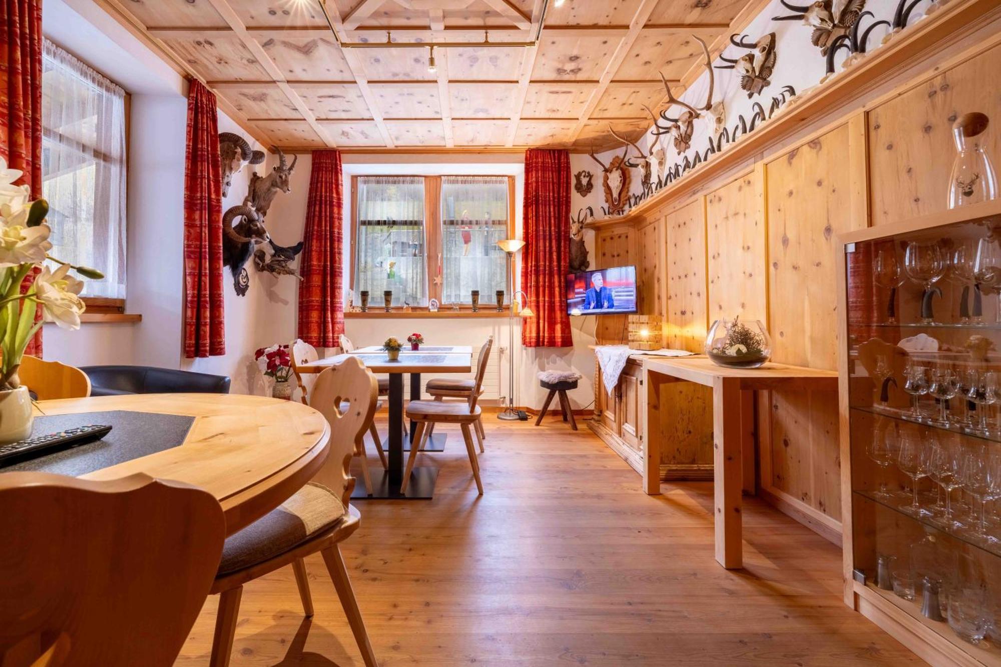 Inn Garni Alpenrose - Grusaida