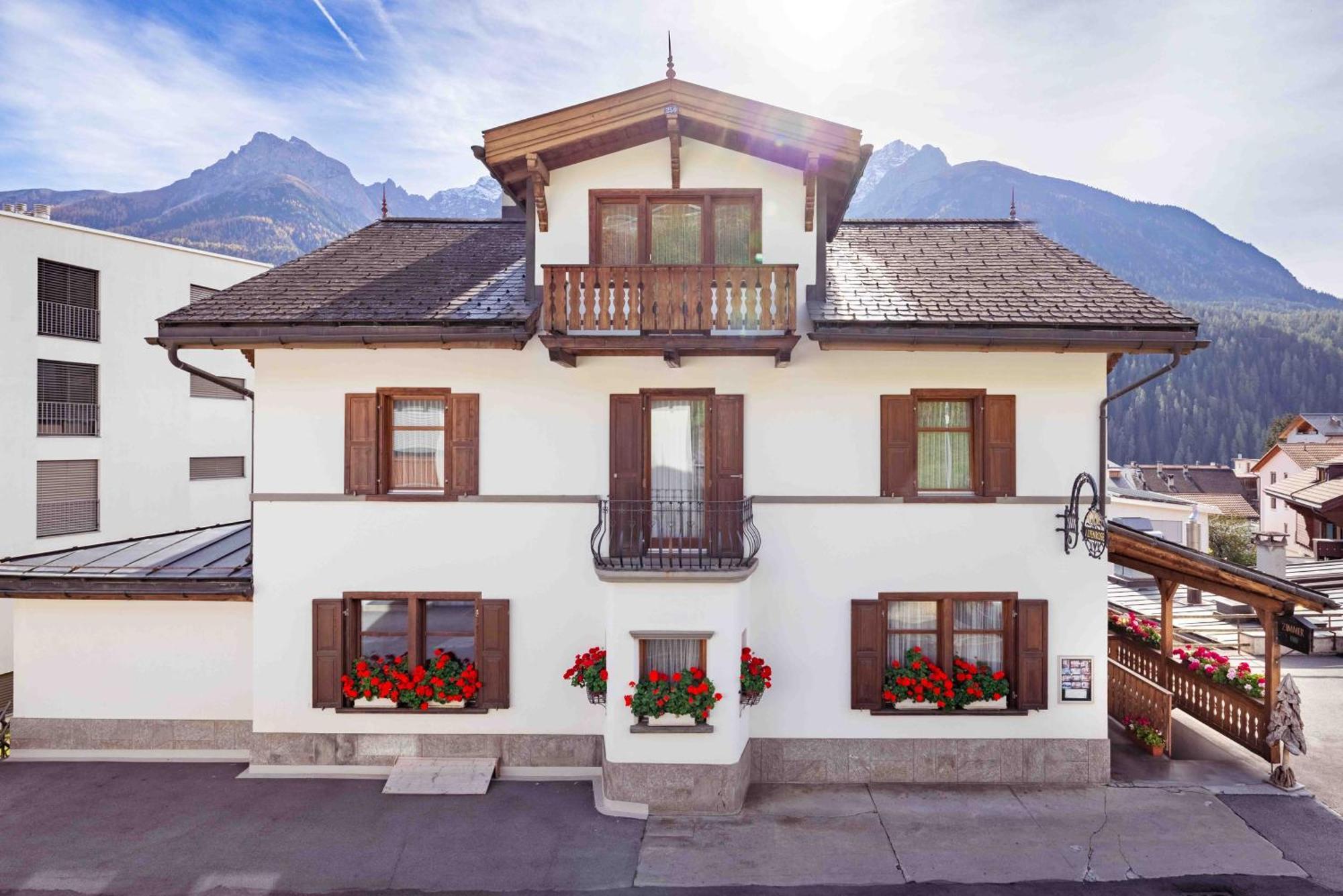 Garni Alpenrose - Grusaida 2* Scuol