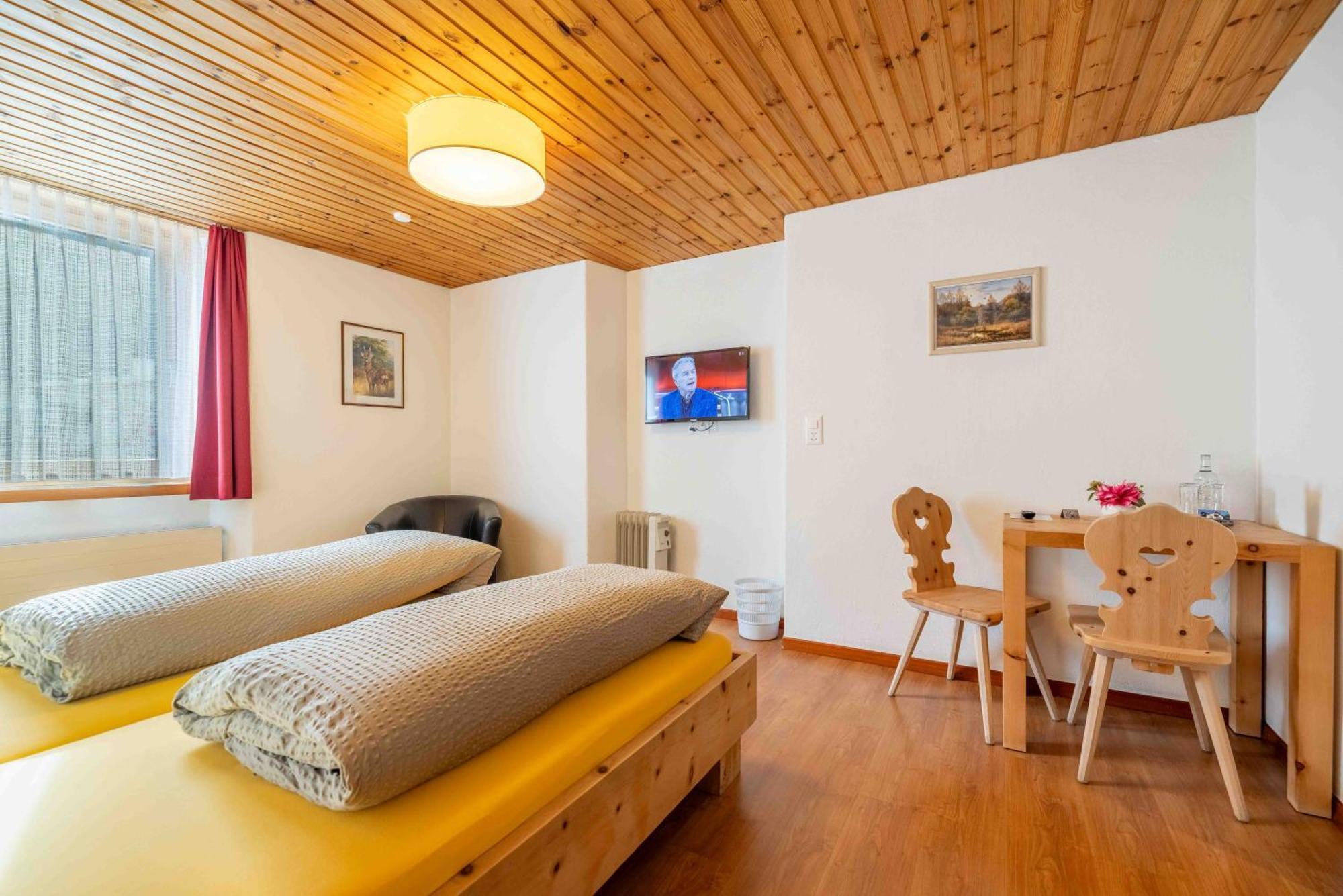 Gasthof Garni Alpenrose - Grusaida Scuol