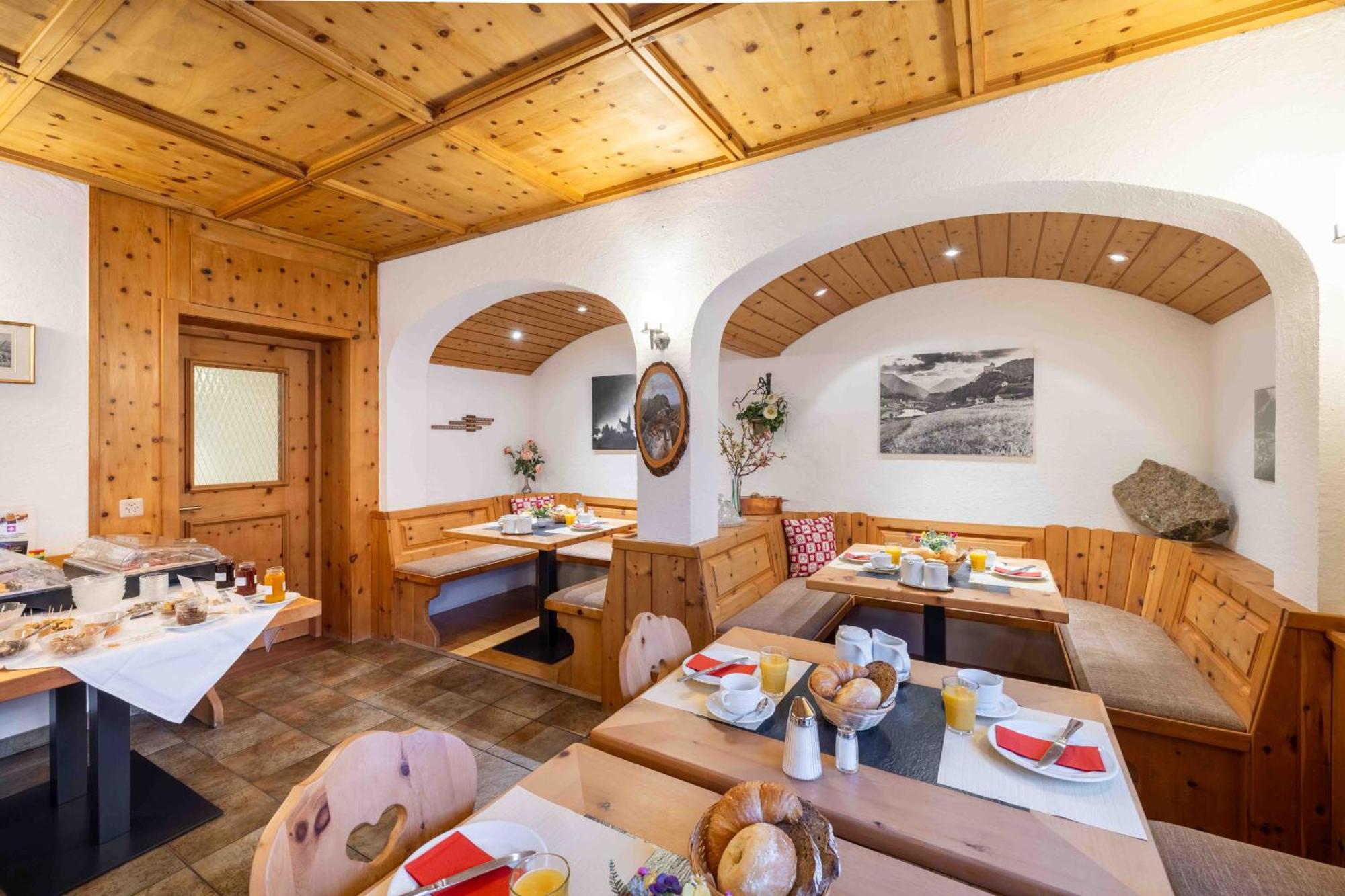Garni Alpenrose - Grusaida Gasthof